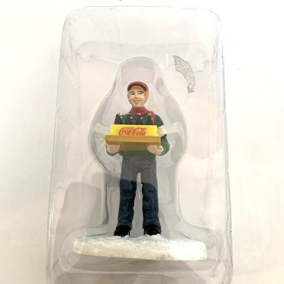4 Coca Cola Town Square Figurines True Value Truck Snowbear & 2 Delivery Men Vtg - Picture 3 of 16